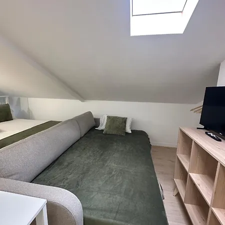 Abuhardillado A Kilometro Y Medio De La Playa 9 Apartamento Vigo